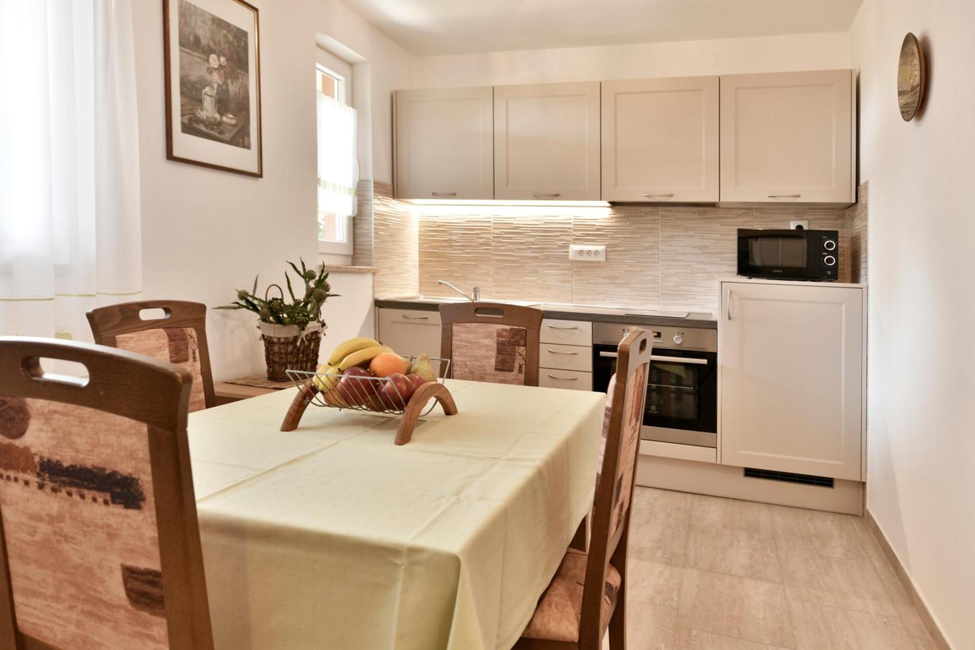 פורץ Apartment Slavica Vrvari חדר תמונה